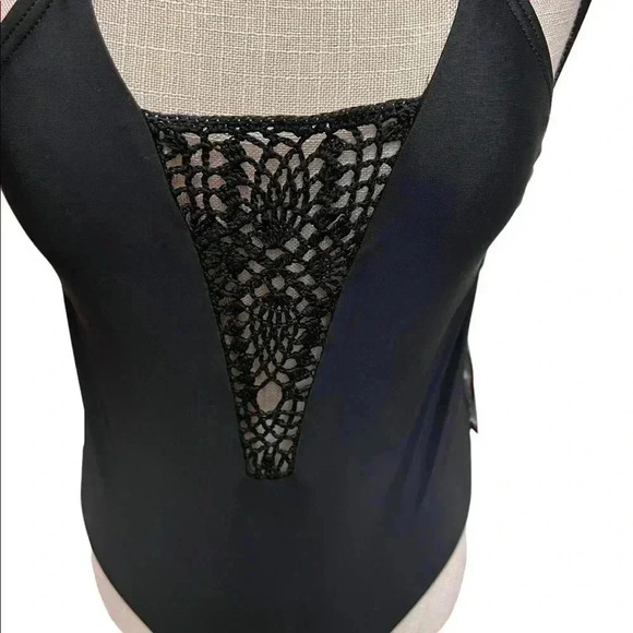 NWT•WOMEN’S XHILARATION BLACK BATHING SUIT•SIZE XS•SUPER CUTE GREAT FOR VACATION - Picture 6 of 7